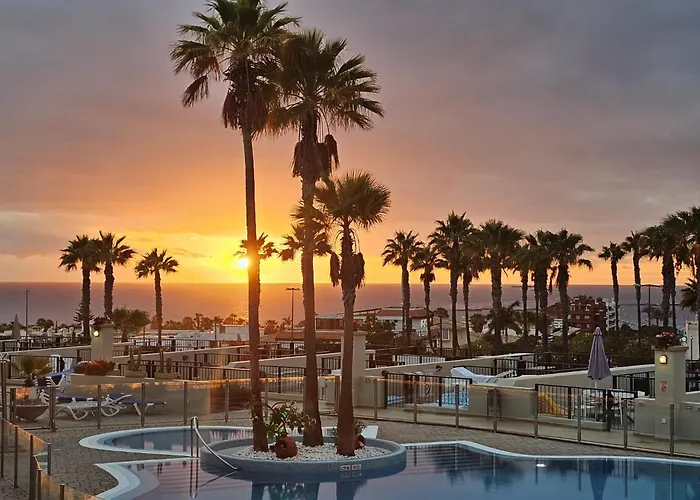 Terrazas Del Faro Luxe - Palm-mar- Vue Et Piscine- 8om2 De Terrasse Palm-mar