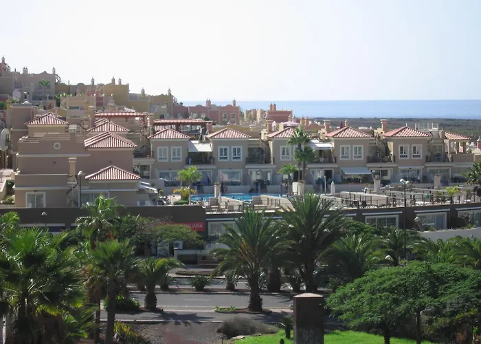 Terrazas Del Faro Luxe - Palm-mar- Vue Et Piscine- 8om2 De Terrasse Lägenhet